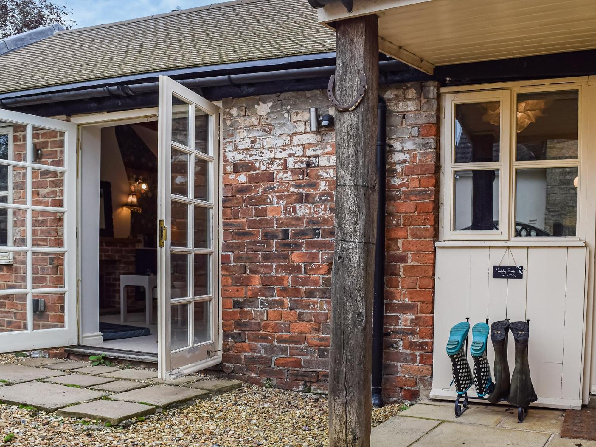 The Stables Villa Waltham on the Wolds Exterior photo